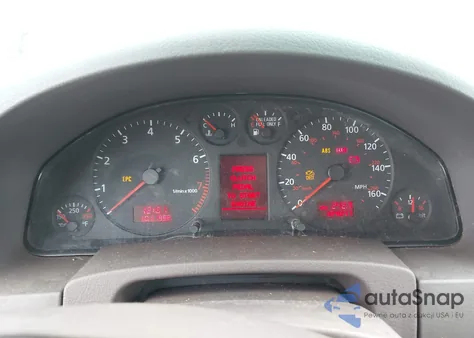 2000 Audi A6 4.2 из США, поврежденный, VIN WAUZL54B9YNOO1652